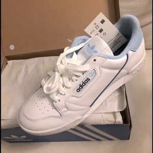 Brand NEW! Still in box - Adidas Continental sneaker